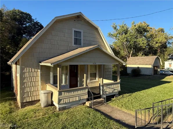 420 Marrtown Rd, Parkersburg, WV 26101