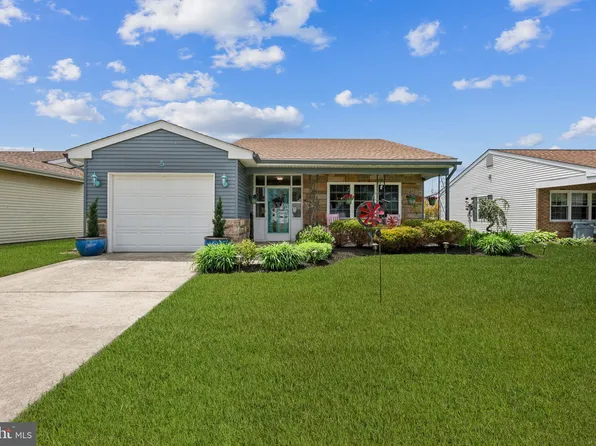 5 Chelsea Pl, Southampton, NJ 08088