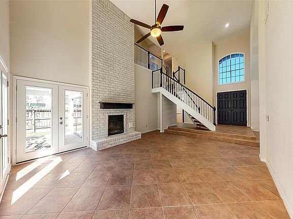 5th image of 11735 Pecan Creek Dr