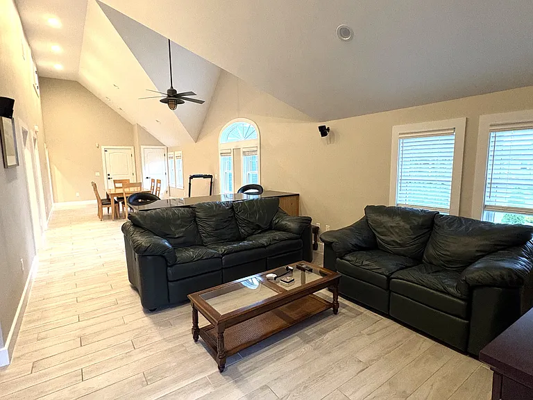Bay View Dr — Photo 16