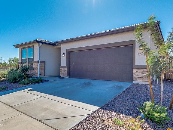 3rd image of 17579 W Maricopa St