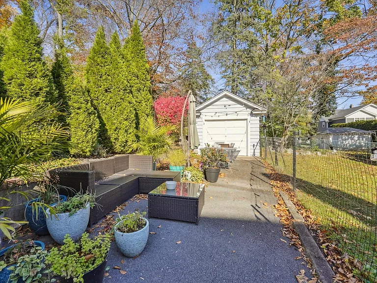 23 Bailey Rd — Photo 16