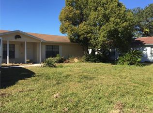23707 Lakehills Dr, Lutz, FL 33559