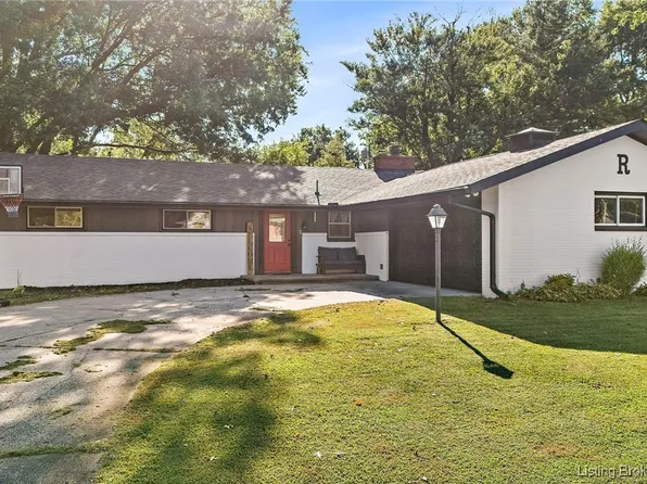 2306 Blackmore Street, Madison, IN 47250