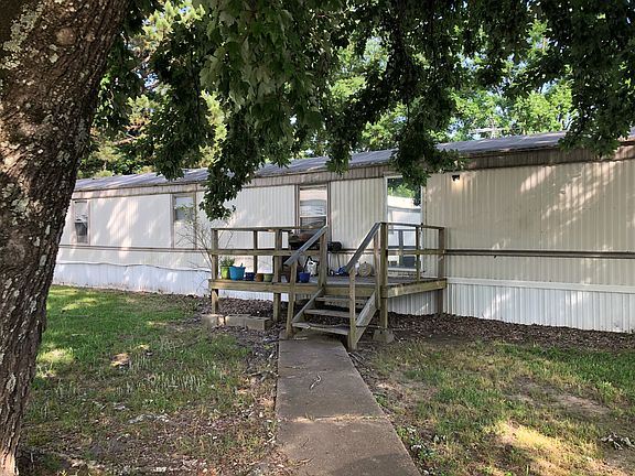 3rd image of 1384 Louisville St Lot 5