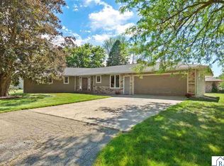 203 2nd Ave SE, Geneva, MN 56035