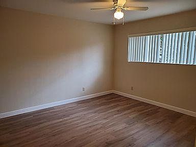 5th image of 308 N Monterey St #D215c71aa
