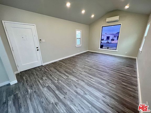 3rd image of 8953 S Harvard Blvd