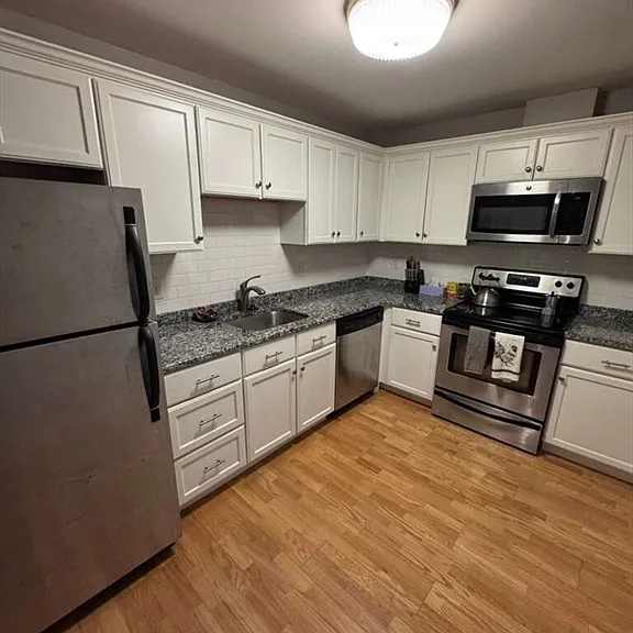 20 Central St #215 — Photo 7