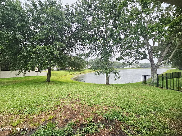 5891 Green Pond Dr — Photo 27