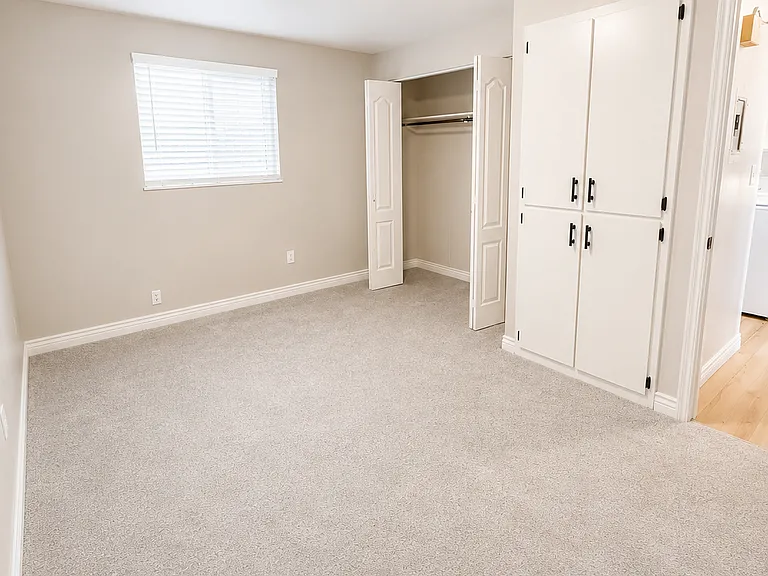 Connie Jean Apartments — Photo 18