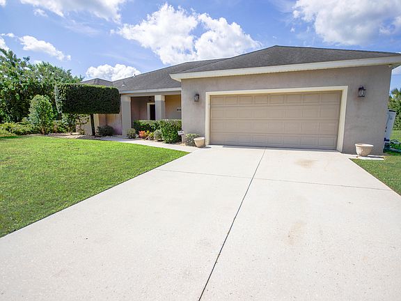 2nd image of 2362 Cogan Dr SE