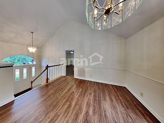 5th image of 307 Briarwood Ln