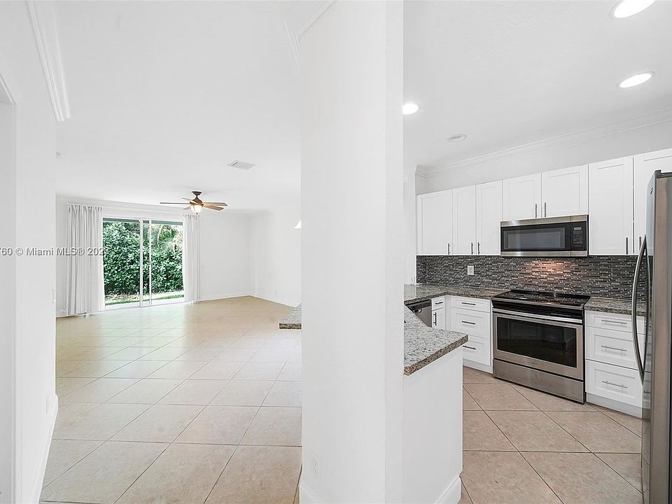 1st image of 1058 Golden Cane Dr #1058