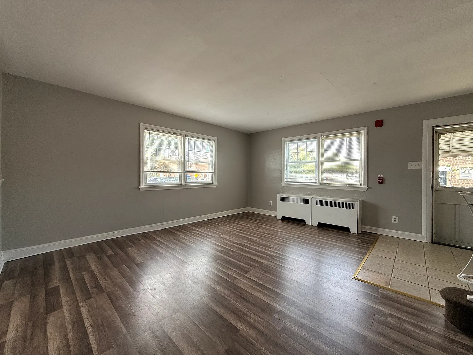 2900 Brighton St — Photo 3