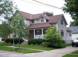 303 North Ave, Libertyville, IL 60048