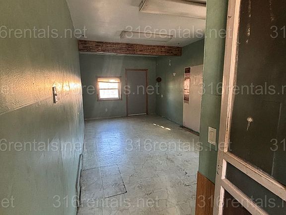 3rd image of 314 Dellway St