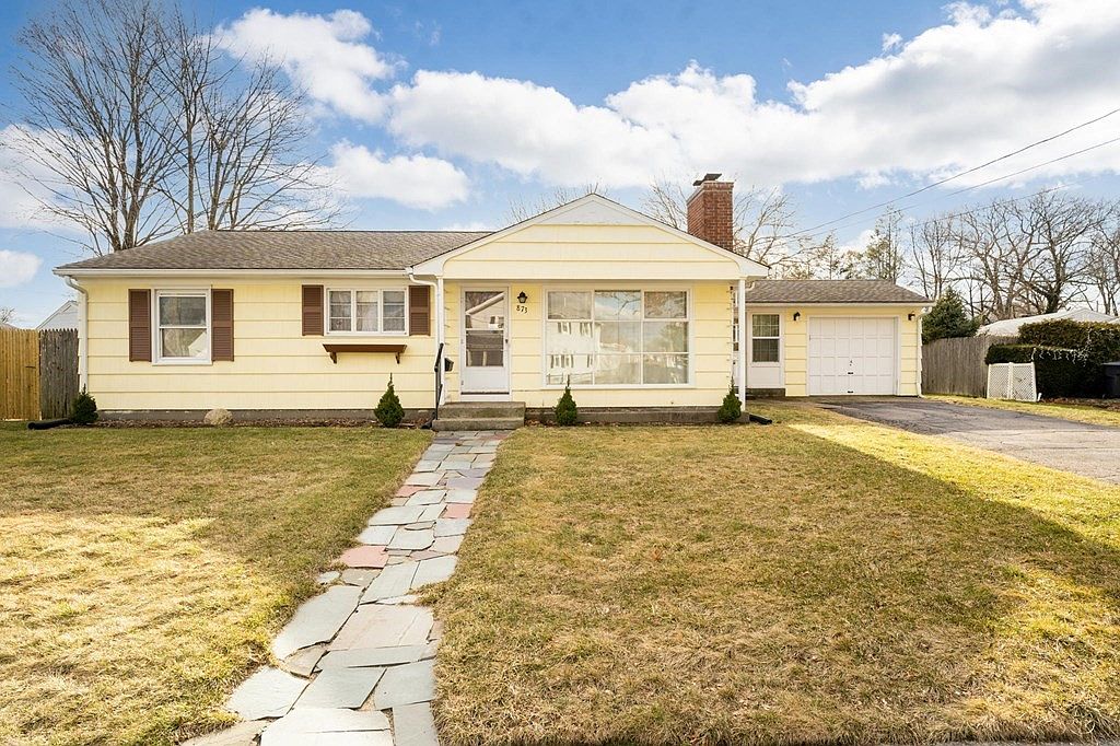 873 Roger Williams Ave, Rumford, RI 02916 Zillow
