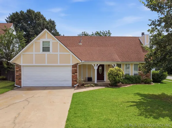8329 N 118th East Ave, Owasso, OK 74055