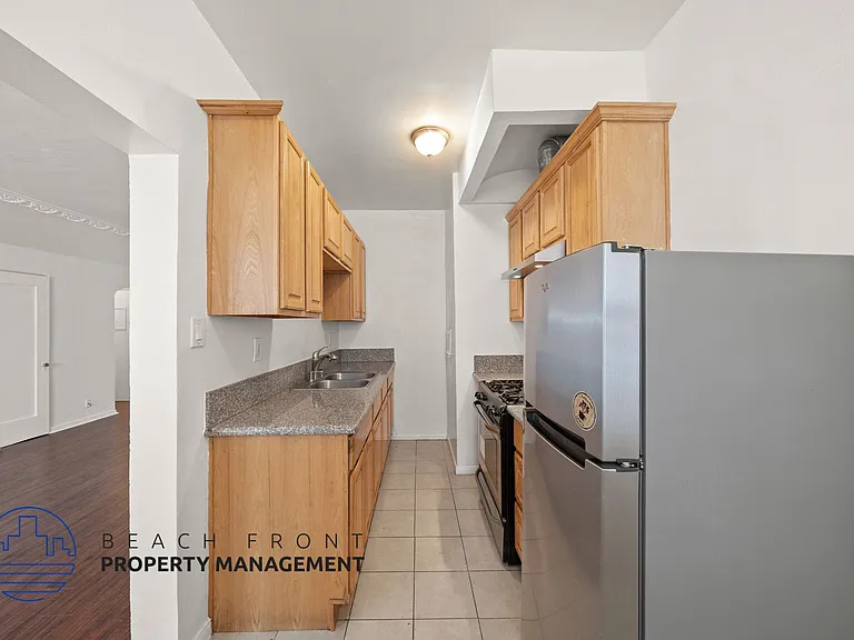 475 S. New Hampshire Ave. — Photo 3