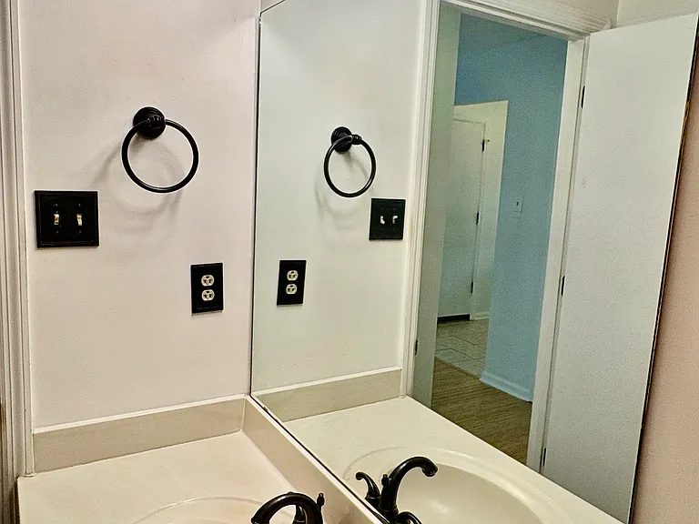 2202 Storey Ct — Photo 12