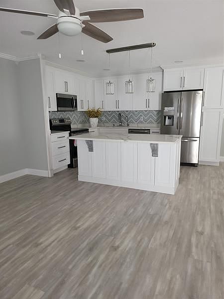 2nd image of 147 Valencia Dr #G