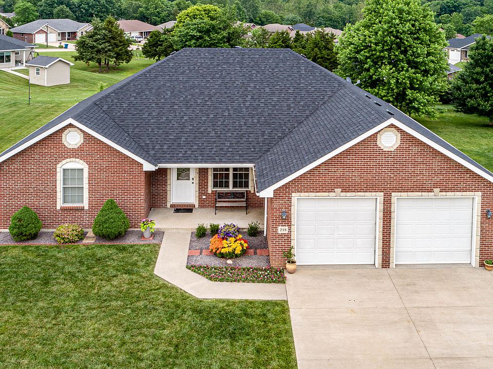 1st image of 218 Ash Park Dr