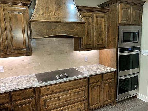 5th image of 1333 Highland Park Cir