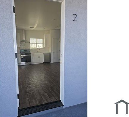 4th image of 3610 Loomis St Unit 2