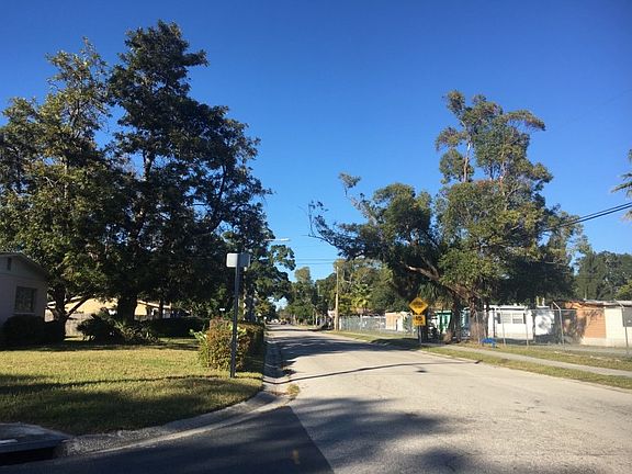 4th image of 2131 17th Ave S