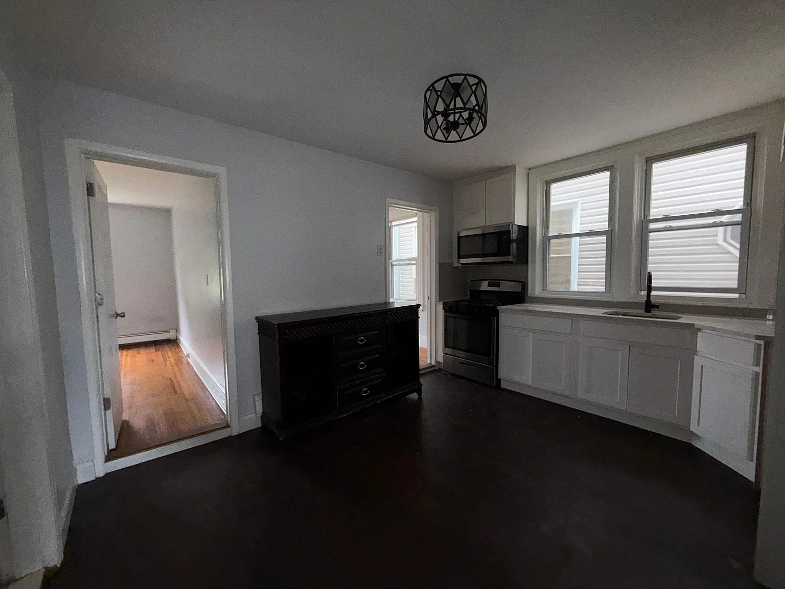 150 McAdoo Ave — Photo 1