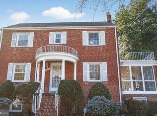 2021 32nd Pl SE, Washington, DC 20020