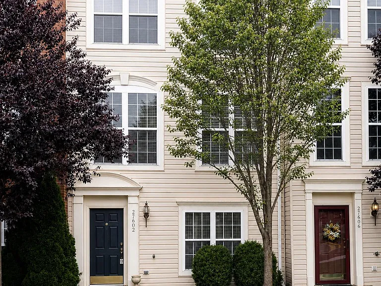 21002 Kittanning Ln — Photo 1