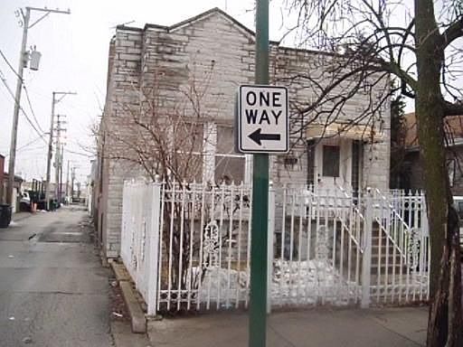 1st image of 3115 S Karlov Ave