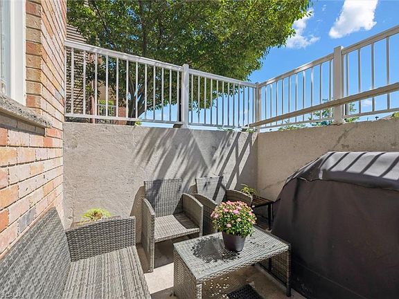 4th image of 50 Howe Dr #9D