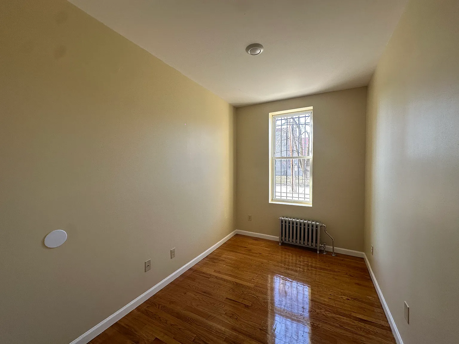 E 3rd St, Mount Vernon — Photo 3