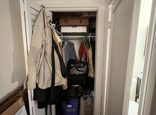 916 Green Bay Rd #2F, Winnetka, IL 60093