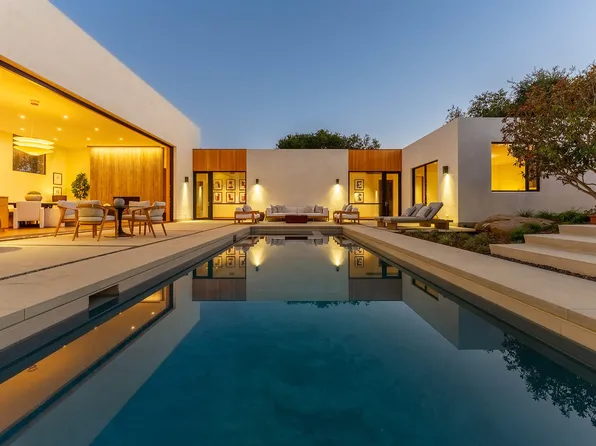 515 Santa Angela Ln, Santa Barbara, CA 93108