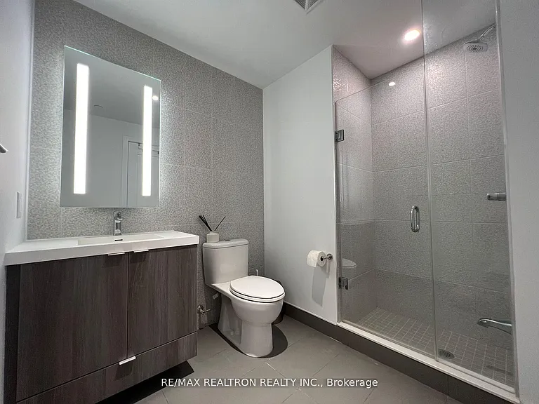575 Bloor St E #2608 — Photo 44
