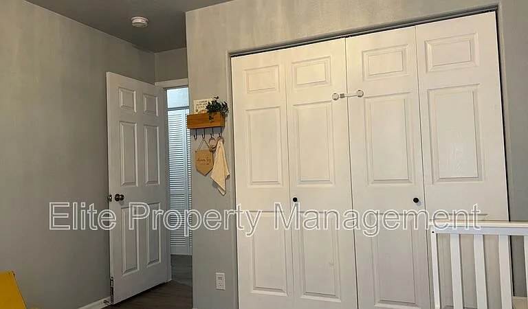 1150 S Los Charros Dr — Photo 14