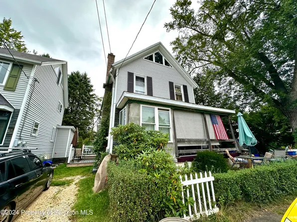 608 Ferdinand St, Scranton, PA 18508