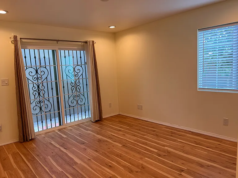 17015 S Denker Ave #B — Photo 9