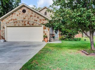 901 Franconia Dr, Montgomery, TX 77316