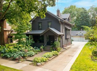 1431 N 69th St, Wauwatosa, WI 53213