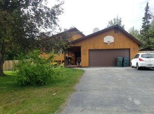 2060 N Palomino Ln, Palmer, AK 99645