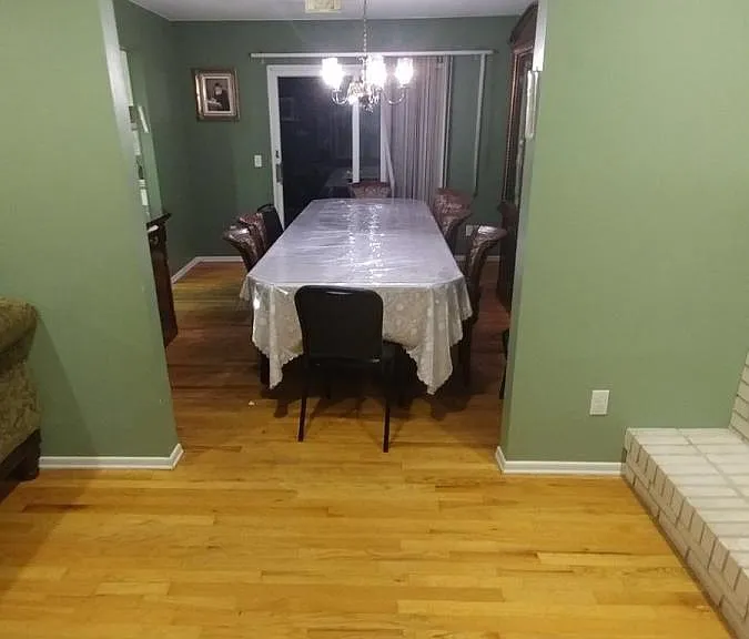 7 Longwood Dr — Photo 2