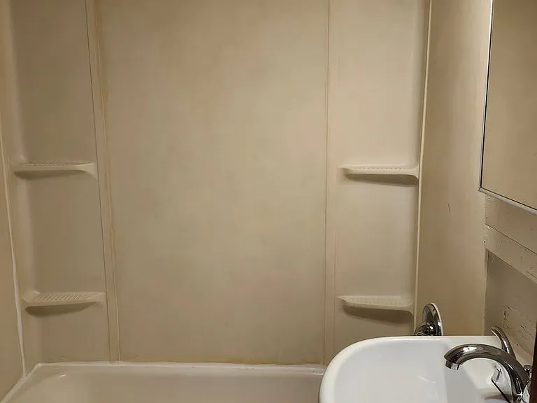 1552 Edmund Ave — Photo 11