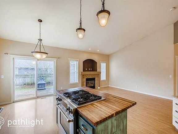 4th image of 15912 65th Street Ct E