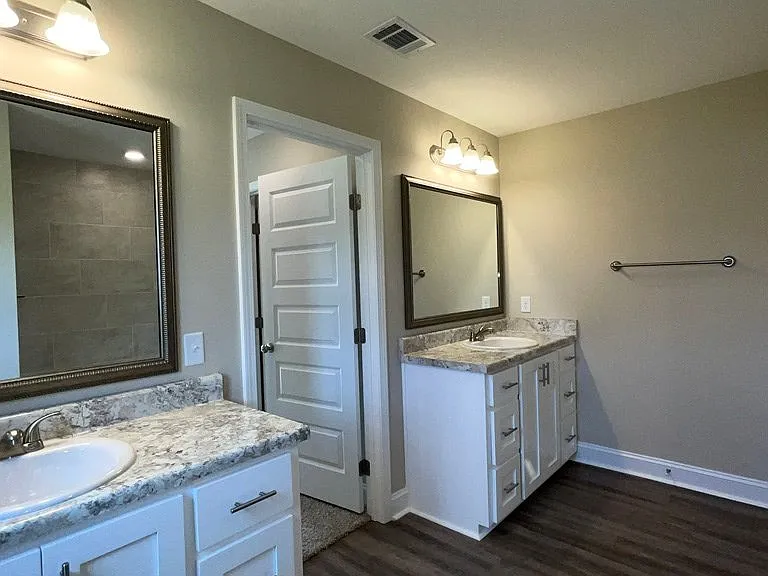 330 Tallulah Bnd — Photo 16