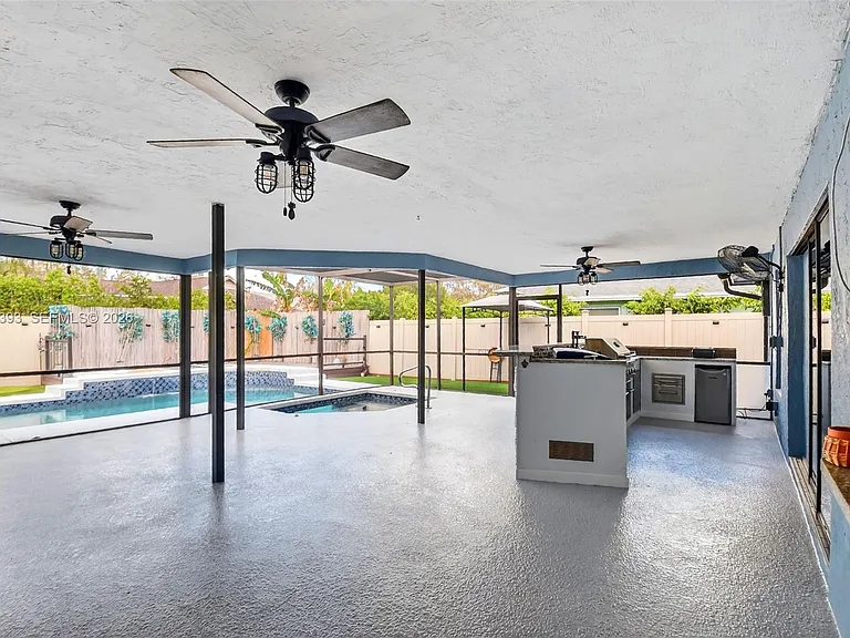 13808 Geranium Pl — Photo 33